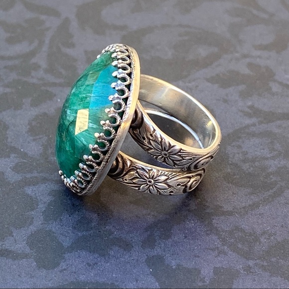 Artisan handmade Cocktail ring - Picture 4 of 4